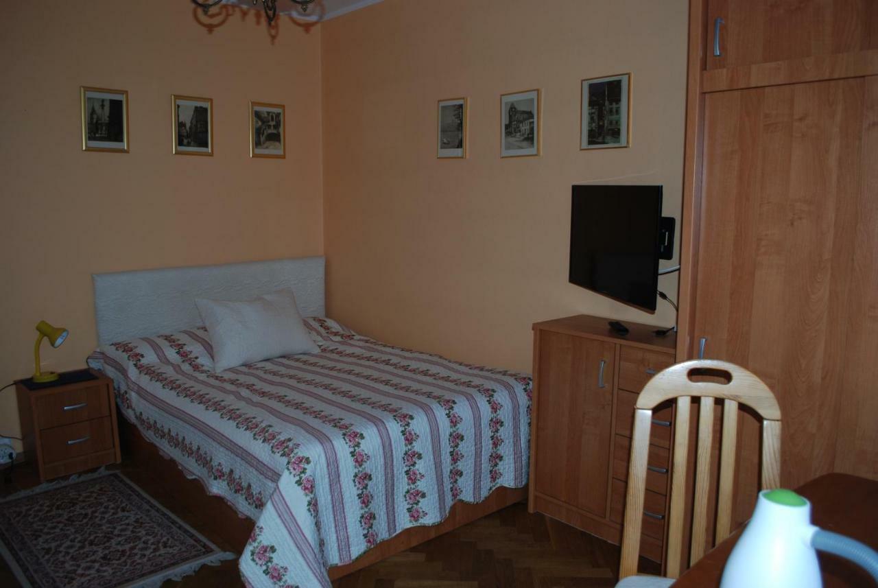 גדינייה Homestay Kapitanska 9 מראה חיצוני תמונה
